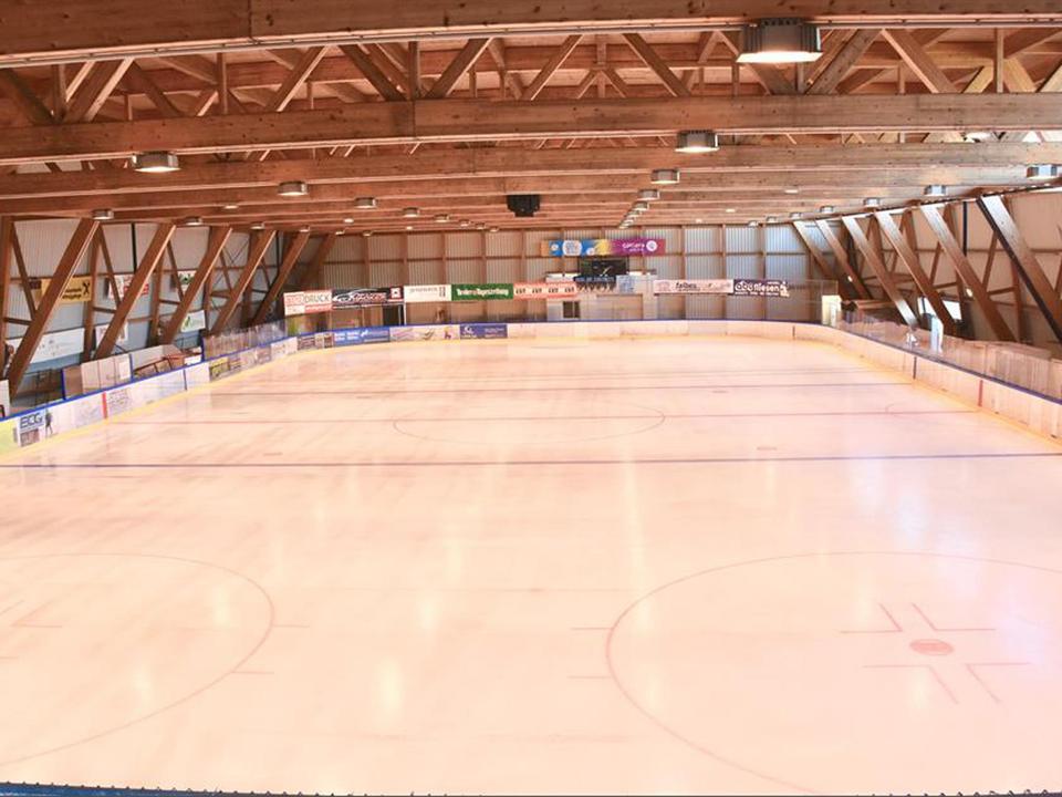 Eishalle