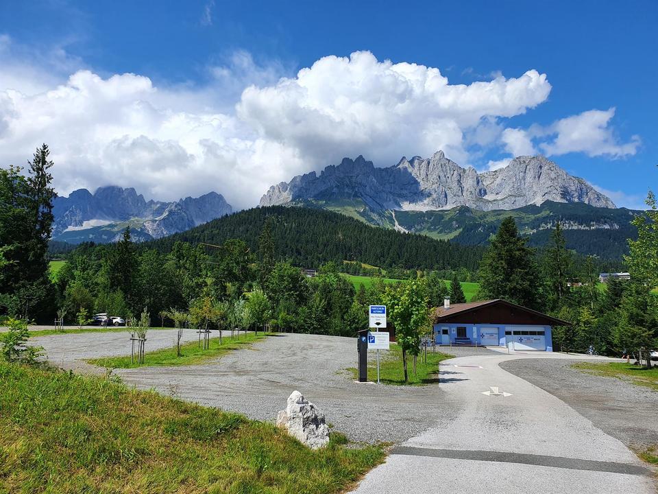 Parkplatz Badesee