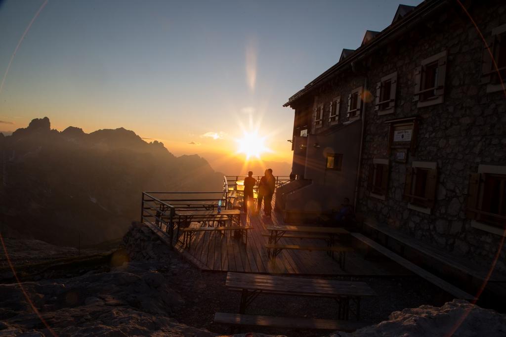 Adamekhütte Terrasse