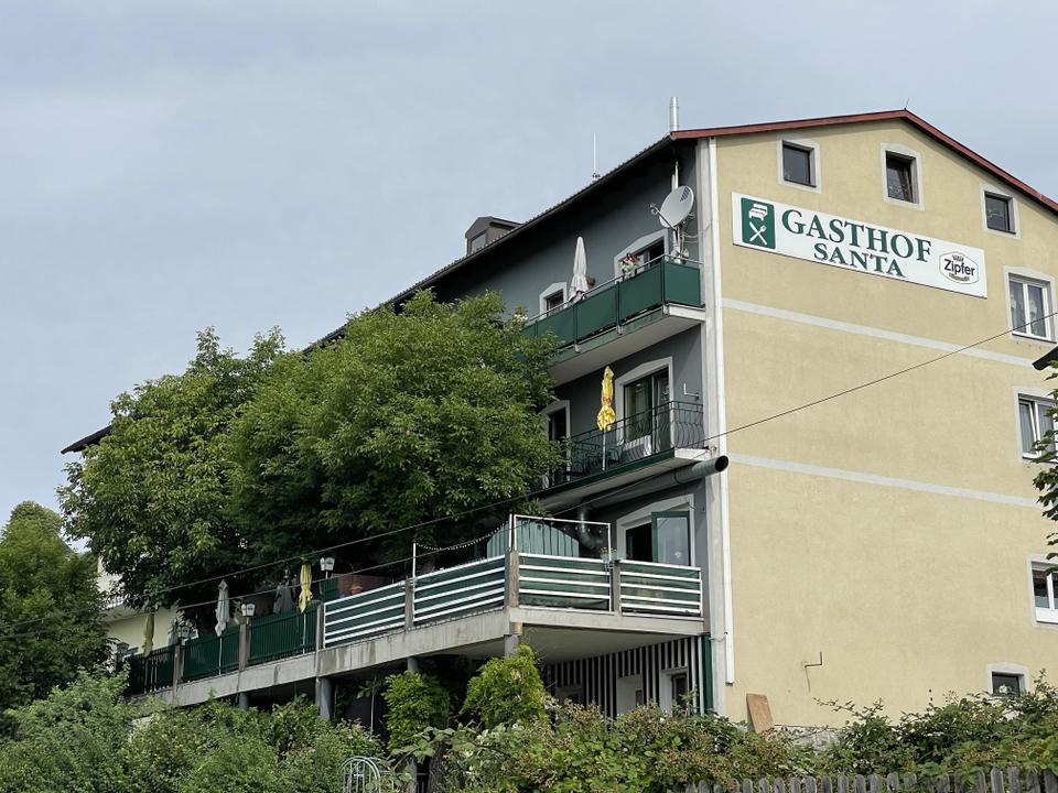 Gasthof Pension Santa