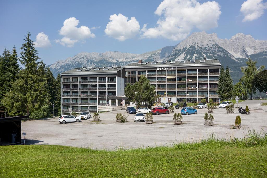 Berghof_Top_14_Kirichbichl_69_Ellmau_Haus_aussen_S