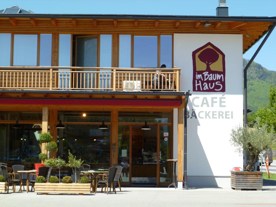 Kurti's Cafe und Bäckerei im Baumhaus