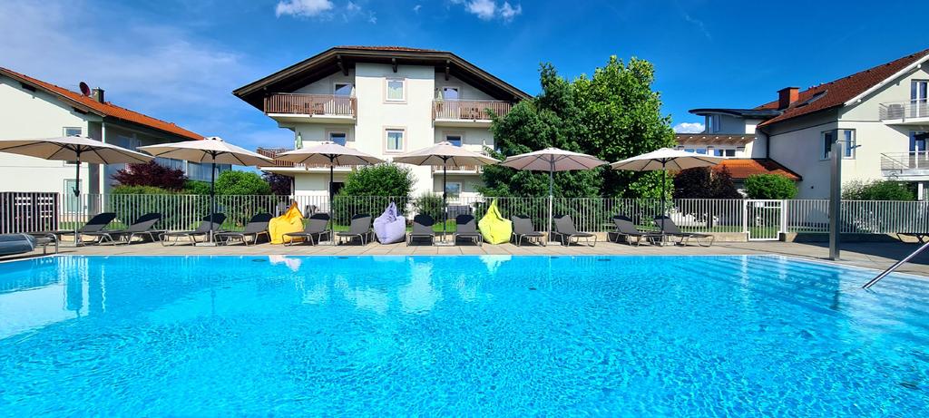 Anlage mit Pool