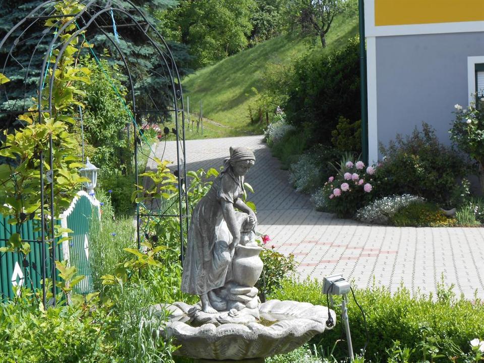 Hofbrunnen