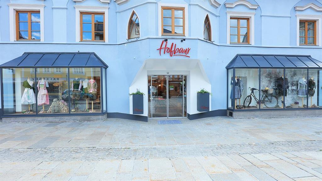 Trachtengeschäft aussen