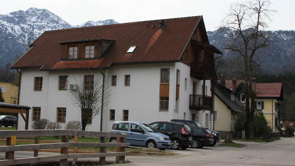 Dr. Grassner (praktischer Arzt) in Bad Goisern am Hallstättersee