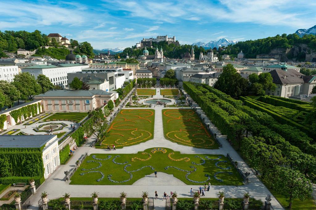 Mirabellgarten und Stadt Salzburg