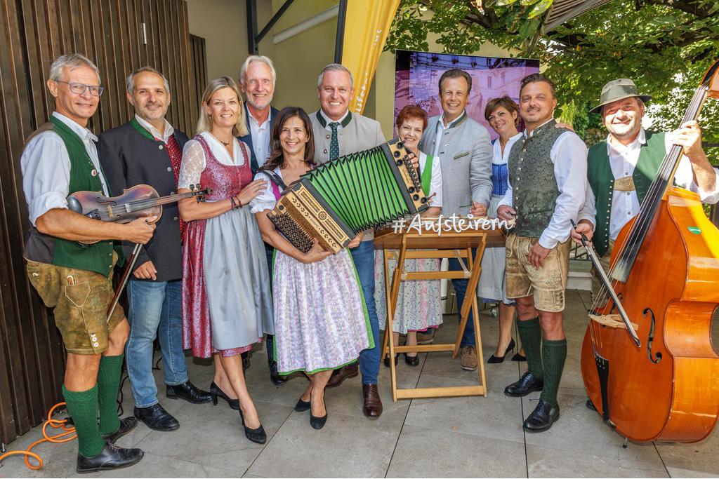 Das Veranstalter-Team von Aufsteirern