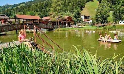 abenteuerhof-schiefer_fischen_teich-gross.jpg