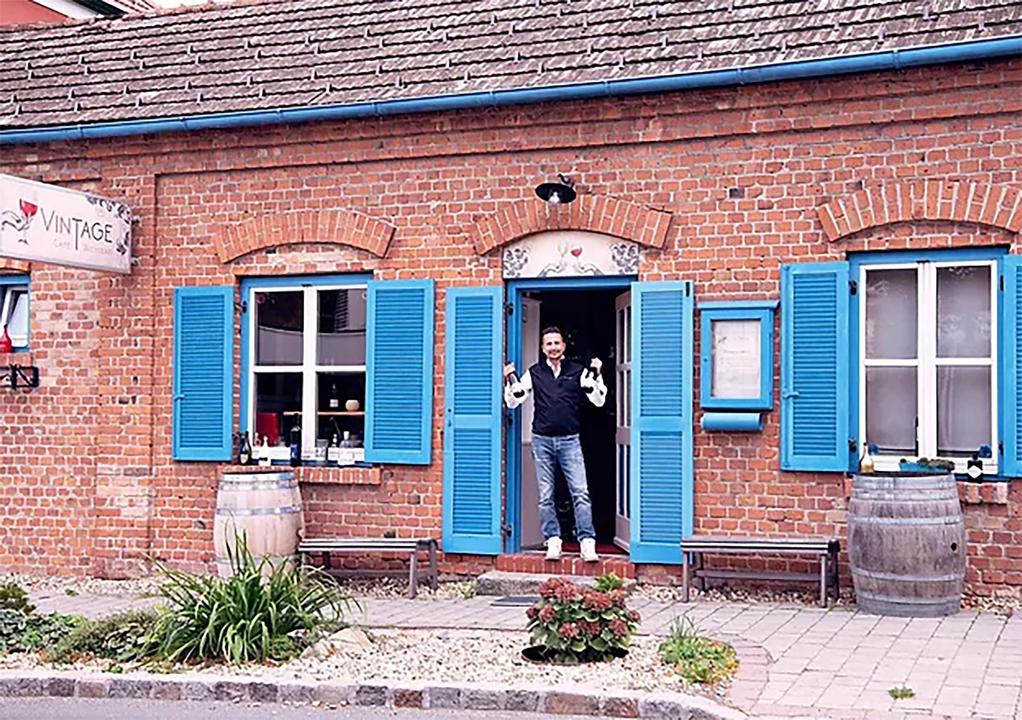 Vintage Café