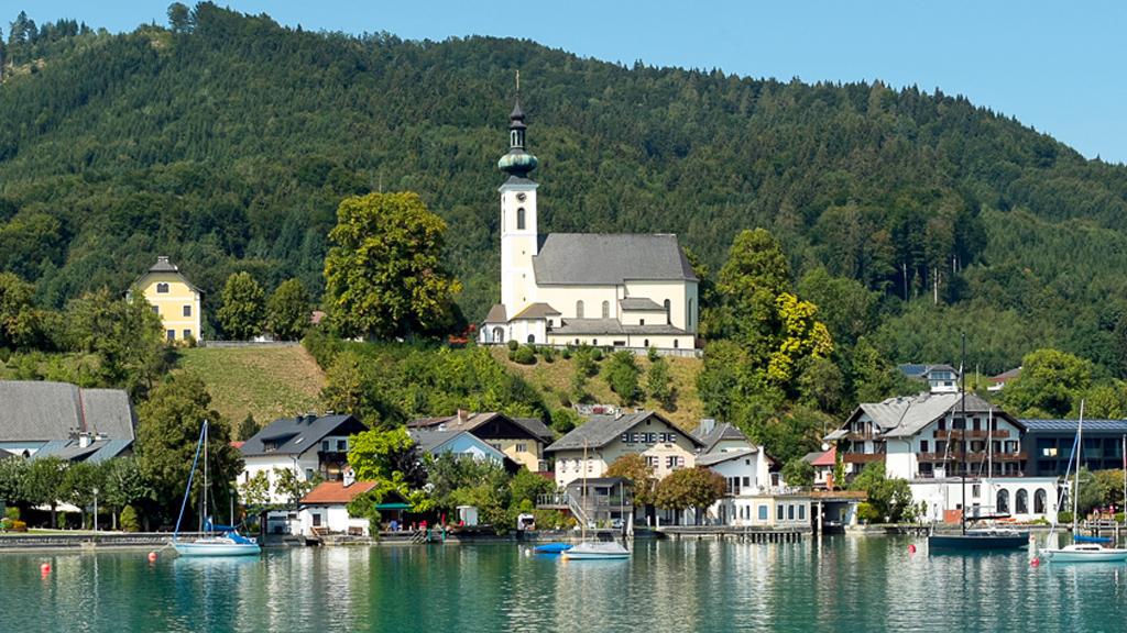 Wallfahrtskirche Maria Attersee im Ort Attersee