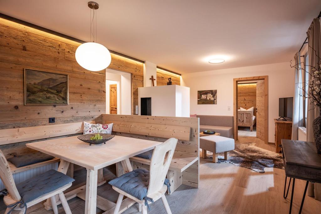 Ferienwohnung_Zirbenduft_Hopfgarten_Küche_Stube_WZ