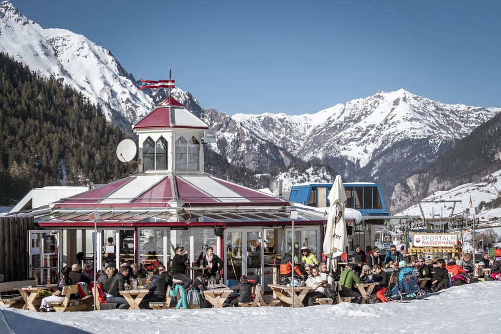 -tvb-tiroler-oberland-nauders-flo-albert-skifahren-billys-2019_3_1502227201.jpg