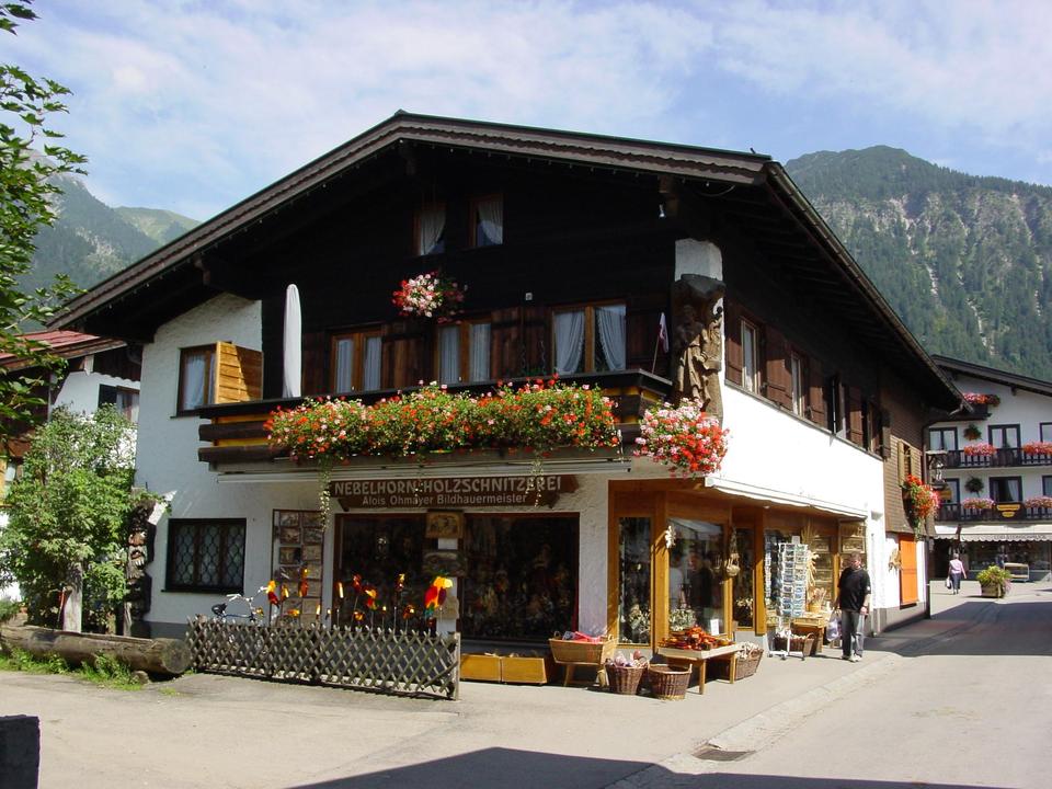 Nebelhorn Holzschnitzerei in Oberstdorf
