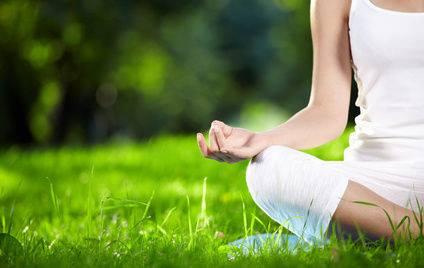 YOGA IM PARK